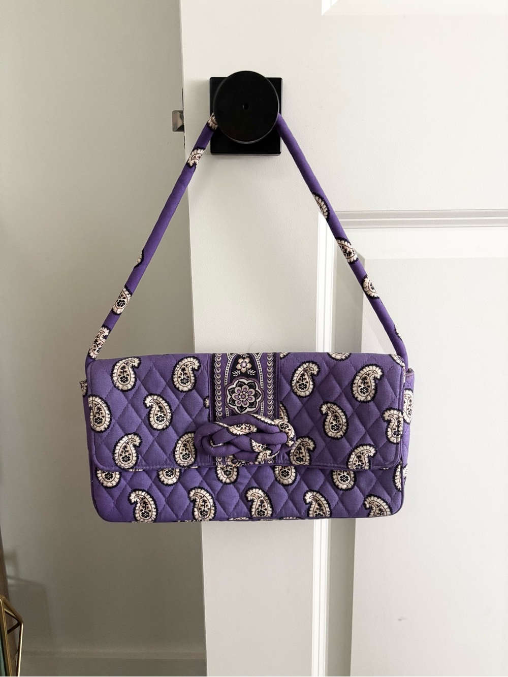 Vera Bradley "Knot Just a Clutch" shoulder bag - Retired Print